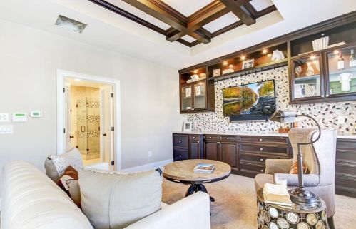 3636 Brookleigh Ln, Atlanta GA  30319-2219 exterior