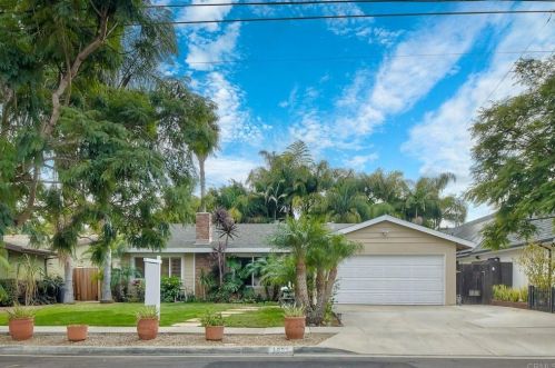 3953 James Dr, Carlsbad, CA 92008-2603