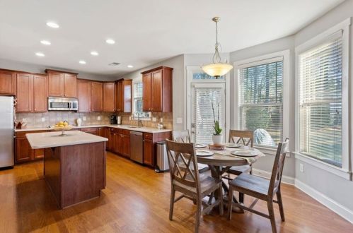 2077 Hatteras Way, Atlanta GA  30318-1085 exterior