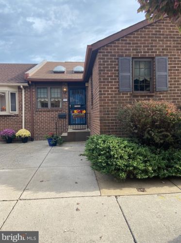 3455 Belgrade St, Philadelphia, PA 19134-5419