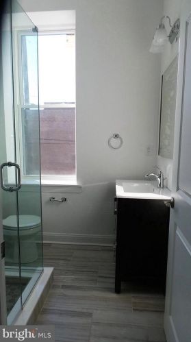 1640 Jackson St, Philadelphia PA  19145-2427 exterior