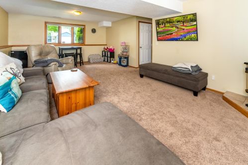 3695 Falcon Way, Saint Paul MN  55123-2227 exterior