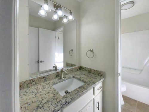 548 Knollwood Dr, Stockbridge GA  30281-2018 exterior