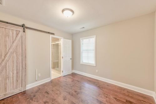 2851 1st Ave, Atlanta GA  30315-9001 exterior