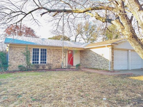 4136 Portland St, Irving TX  75062-2979 exterior