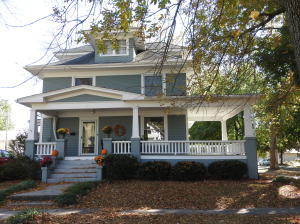 529 Rich St, Slater, MO 65349-1251