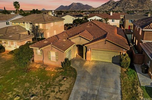 3473 Fieldcrest Ct, Perris, CA 92571-7363