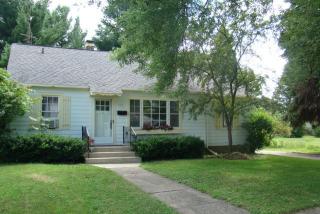 523 Highland Ave, Bull Valley, IL 60098-3834