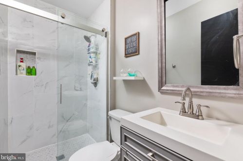 12588 Plymouth Ct, Woodbridge VA  22192-2321 exterior