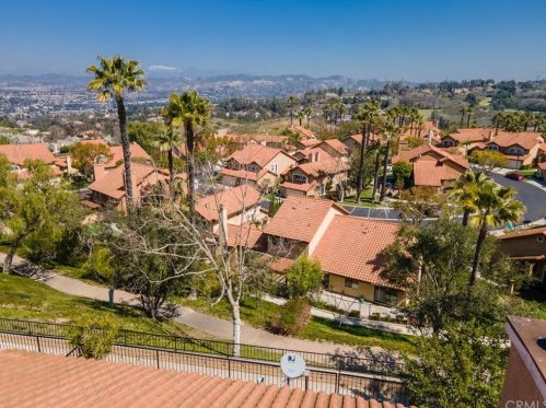 6081 Ladera Ln, Anaheim CA  92807-4847 exterior