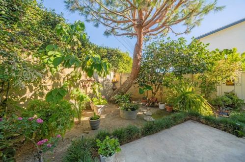 1640 Carnelian St, Anaheim CA  92802-2416 exterior