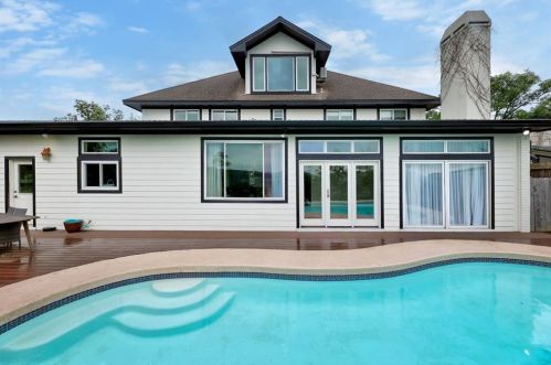 4200 Cat Mtn Dr, Austin TX  78731-3503 exterior