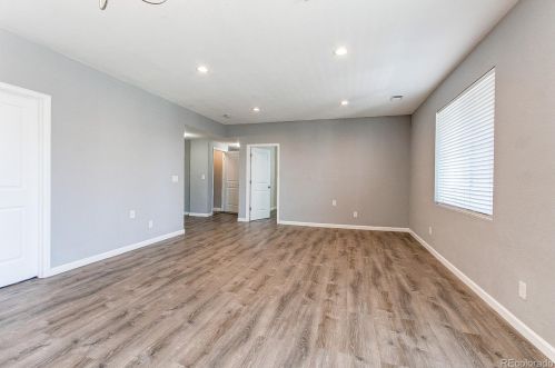 6550 Addison Way, Denver CO 80016-4162 exterior