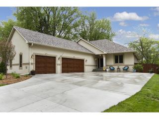 445 Niagara Ln, Minneapolis MN  55447-4359 exterior