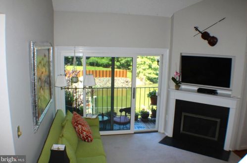 7747 Inversham Dr, Falls Church, VA 22042-4455