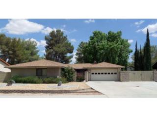 1024 Scott St, Ridgecrest, CA 93555-3033