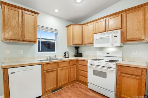 542 Carriage Dr, Milliken CO 80543-3090 exterior