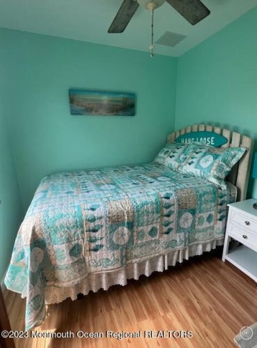 118 Chadwick Way, Lavallette NJ  08735-1707 exterior