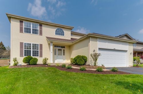 1060 Greenbriar Dr, Glendale Heights, IL 60139-4503