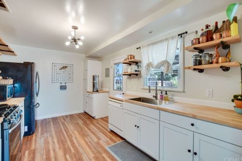 4610 Emerson St, Riverside CA  92506-2008 exterior