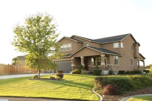 9213 Chardonnay Dr, Pasco, WA 99301-3311