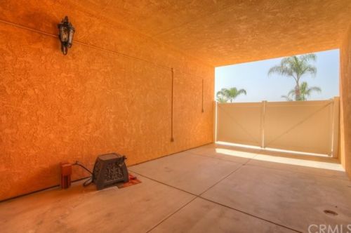 16122 Ponderosa Ln, Riverside CA  92504-6155 exterior
