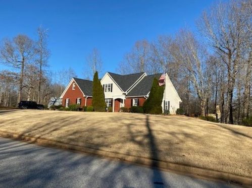 10 Alexander Ct, Porterdale, GA 30016-7287