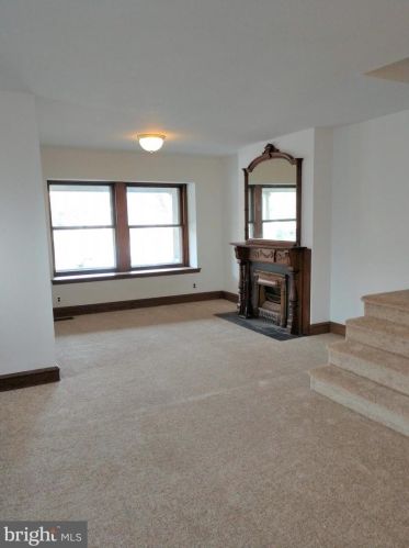 7738 Ardleigh St, Philadelphia PA  19118-4404 exterior