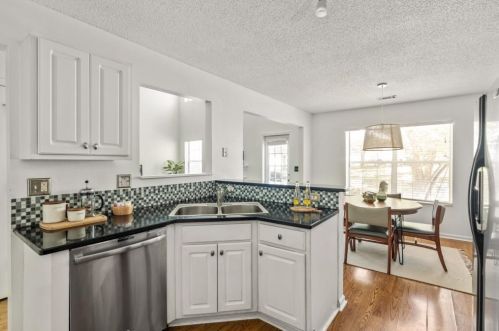 2298 Charleston Pointe, Atlanta GA  30316-3025 exterior
