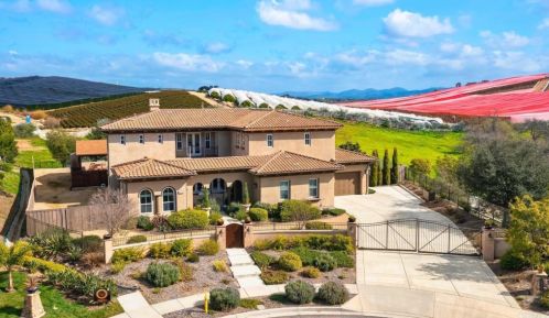 2005 Jenday Ct, Oceanside, CA 92057-1950