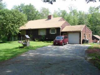 74 Royal Range Rd, Sandown, NH 03873-2131