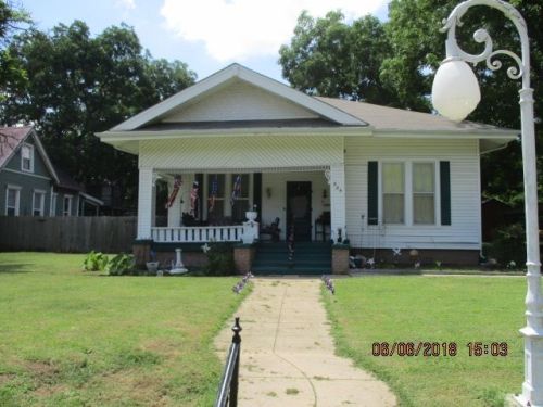 325 D St, Ardmore, OK 73401-6136