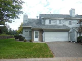 1770 Donegal Dr, Saint Paul MN 55125-3339 exterior
