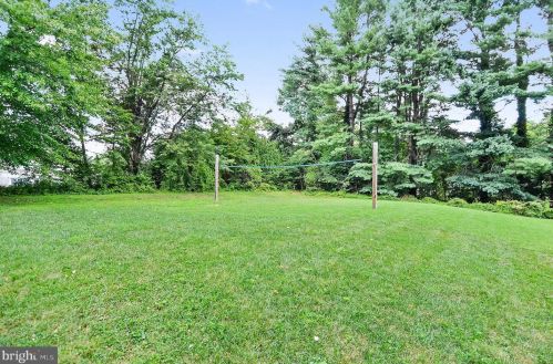 2917 Birchtree Ln, Silver Spring MD 20906-3032 exterior