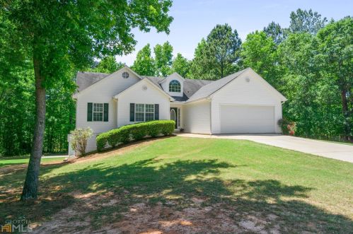 2016 Big Cypress Ln, Locust Grove, GA 30248-2642