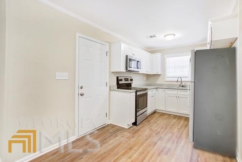 6510 Connell Rd, Atlanta GA  30349-4520 exterior