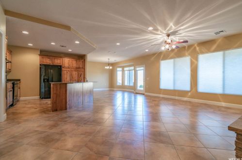 4915 Bonita Bay Dr, Saint George, UT 84790-4881