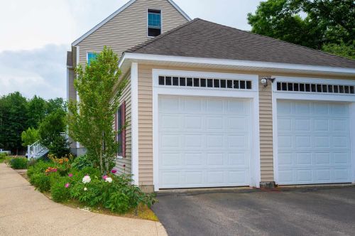 45 Belgian Dr, Seabrook, NH 03874-4582