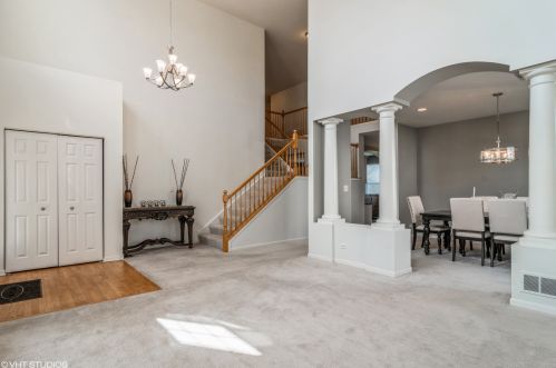 617 Mansfield Way, Oswego, IL 60543-4301
