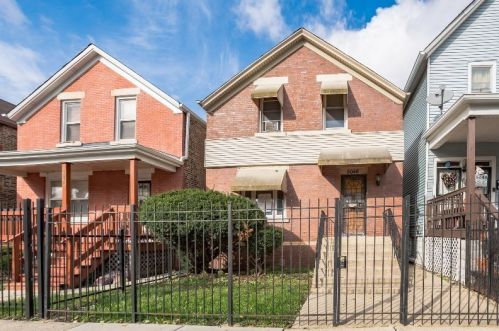 5048 Superior St, Chicago, IL 60644-1212