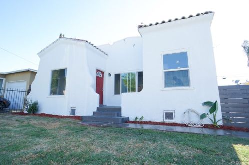 711 Crane Ave, Compton, CA 90221-2213