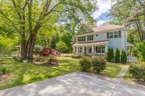 1648 Beacon Hill Blvd, Atlanta GA  30329-2556 exterior