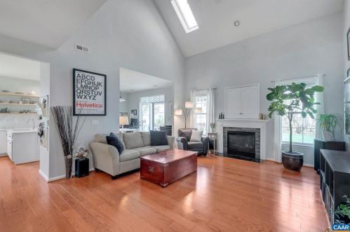 1527 Jarman Lake Rd, Crozet, VA 22932-2869