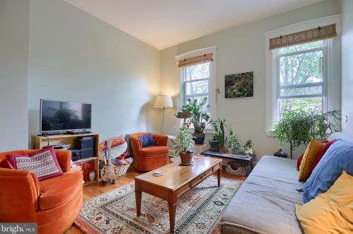 433 Walnut St, Lancaster PA  17603-3362 exterior