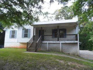 4402 Lamar Dr, Douglasville, GA 30134-4130