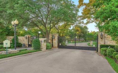 25510 Haven Lake Dr, Tomball, TX 77375-2600
