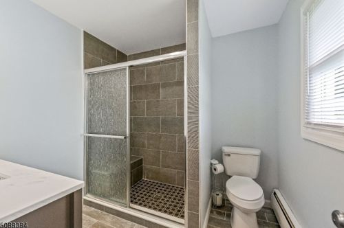 31 Clearview Dr, Dover NJ  07869-1304 exterior