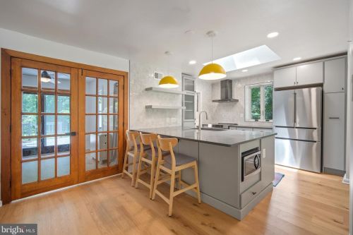 11822 Gordon Rd, Silver Spring MD  20904-2818 exterior