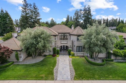 7417 Spy Glass Dr, Modesto, CA 95356-9578