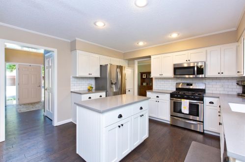 13615 Garrett Ave, Saint Paul MN  55124-7647 exterior